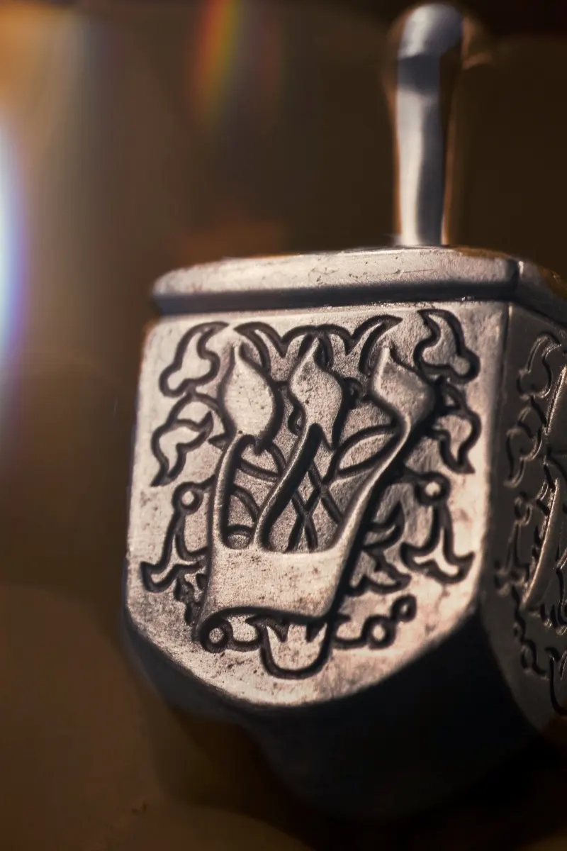 Play the dreidel game