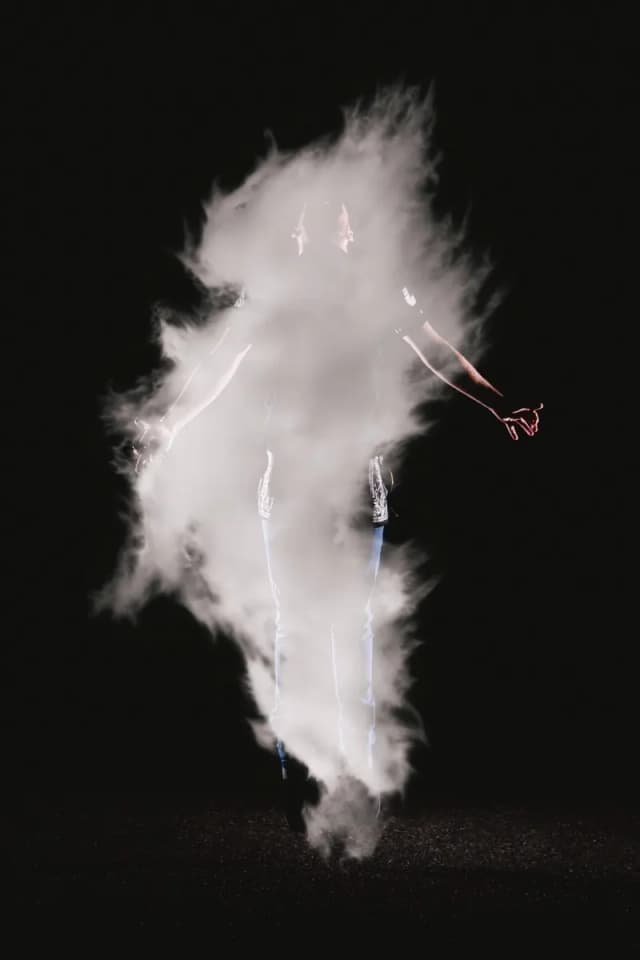 Offer food to wandering spirits