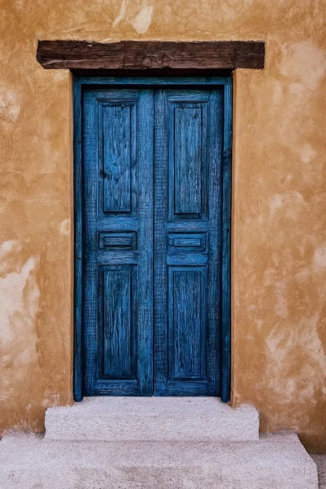 Avoid having houseguests