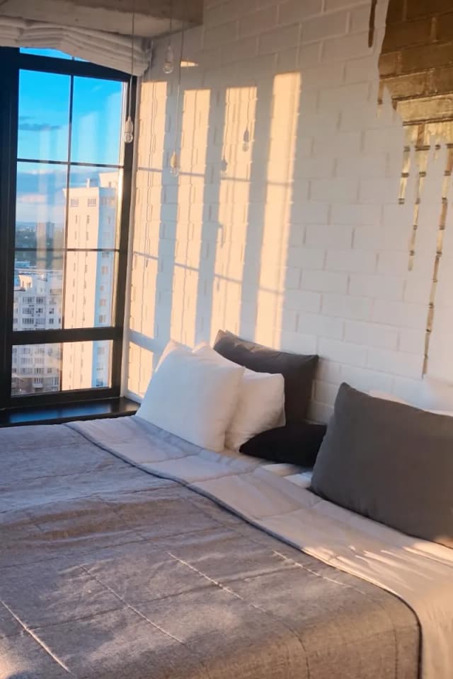 "Feng shui" your bedroom windows